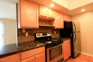 Photo #5: 6060175 Listing