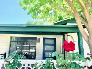 Photo #2: 6060249 Listing