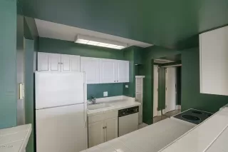 Photo #5: 6060424 Listing