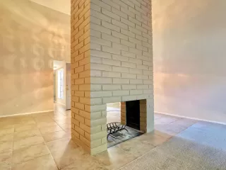 Photo #5: 6060470 Listing