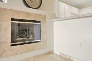 Photo #4: 6061015 Listing 