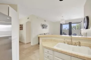 Photo #6: 6061015 Listing 