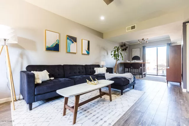 MLS: 6061283 Condo For Sale