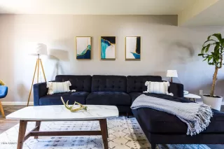 Photo #1: 6061283 Listing