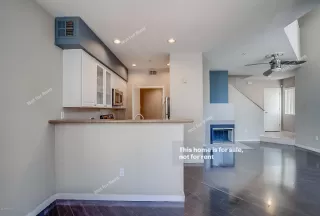 Photo #2: 6061287 Listing