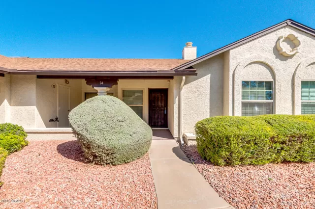 MLS: 6061305 Condo For Sale