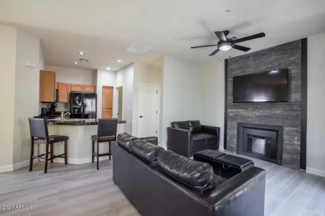 MLS: 6061384 Condo For Sale