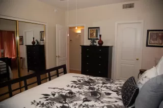 Photo #4: 6061582 Listing