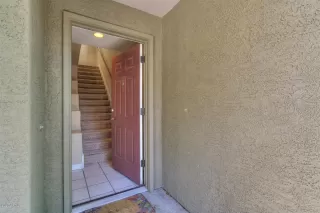 Photo #2: 6061688 Listing