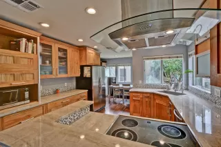 Photo #4: 6061747 Listing