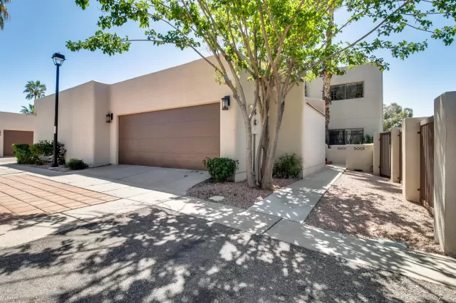 MLS: 6061797 Condo For Sale