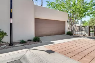 Photo #6: 6061797 Listing