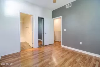 Photo #6: 6061903 Listing