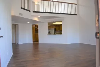 Photo #2: 6061943 Listing