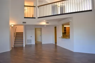 Photo #3: 6061943 Listing