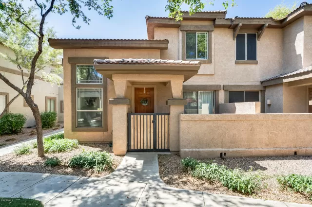 MLS: 6061964 Condo For Sale