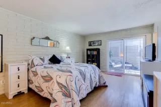 Photo #3: 6061968 Listing