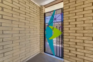 Photo #5: 6061968 Listing