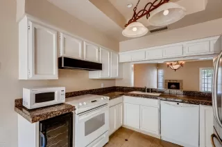 Photo #1: 6061981 Listing