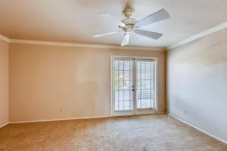 Photo #4: 6061981 Listing