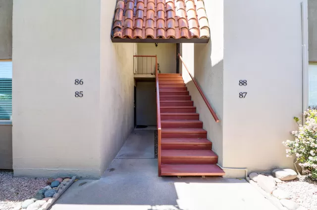 MLS: 6062058 Condo For Sale