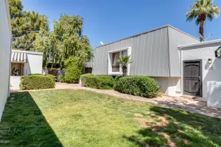 Photo #5: 6062079 Listing 