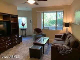 Photo #6: 6062143 Listing