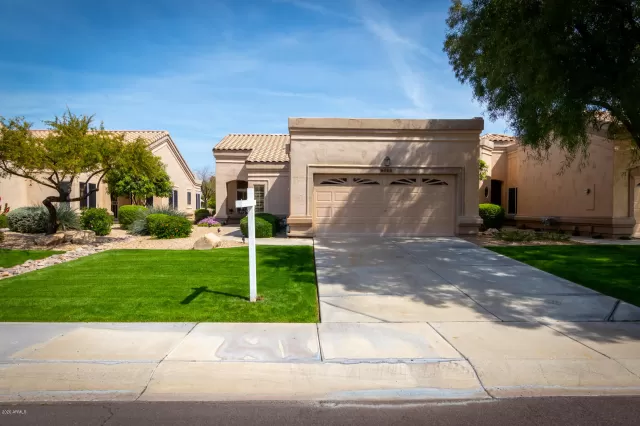 MLS: 6062193 Condo For Sale