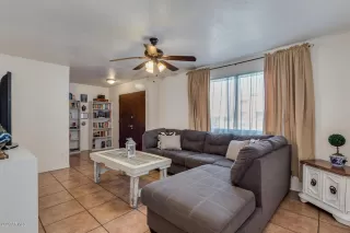 Photo #5: 6062235 Listing