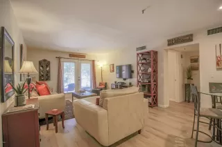 Photo #1: 6062250 Listing