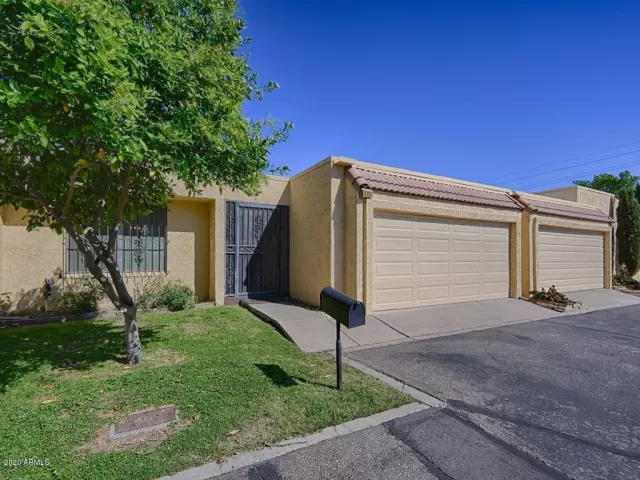 MLS: 6062308 Condo For Sale