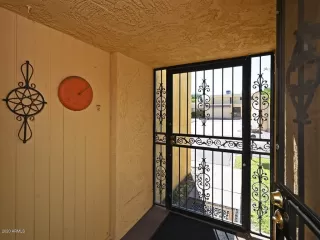 Photo #4: 6062308 Listing