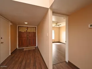 Photo #6: 6062308 Listing