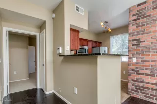 Photo #5: 6062473 Listing 