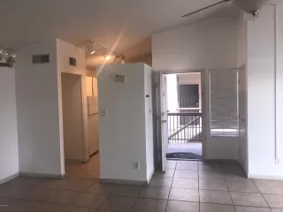 Photo #3: 6062524 Listing