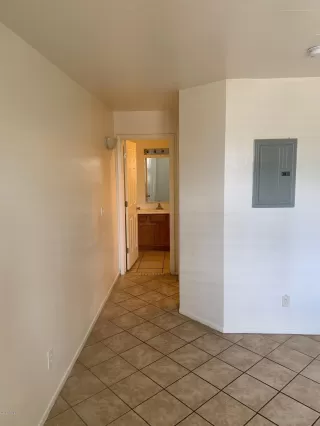 Photo #5: 6062529 Listing