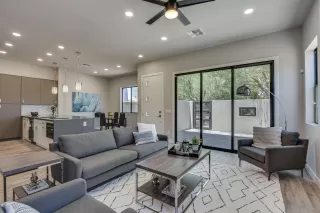 Photo #1: 6062780 Listing 