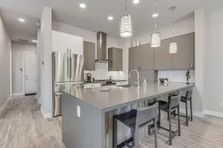 Photo #2: 6062780 Listing 