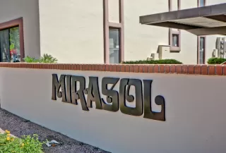 Photo #1: 6062908 Listing