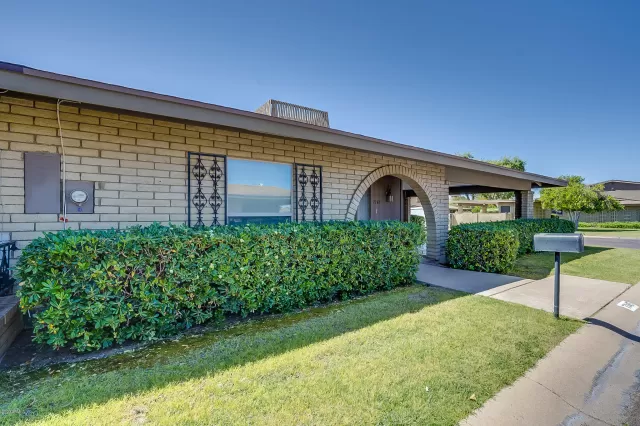 MLS: 6062986 Condo For Sale