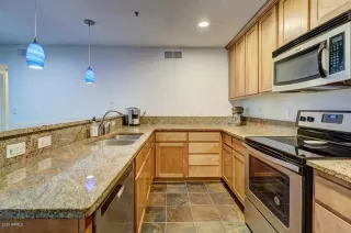 Photo #6: 6063118 Listing