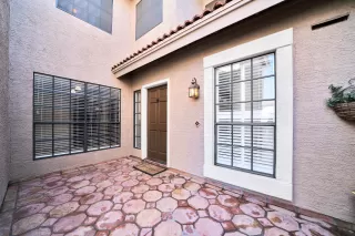 Photo #4: 6063151 Listing