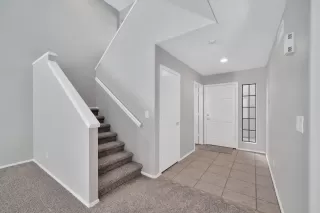 Photo #5: 6063151 Listing