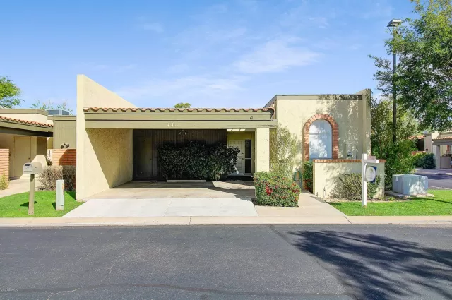 MLS: 6063172 Condo For Sale