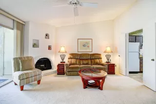 Photo #4: 6063172 Listing 