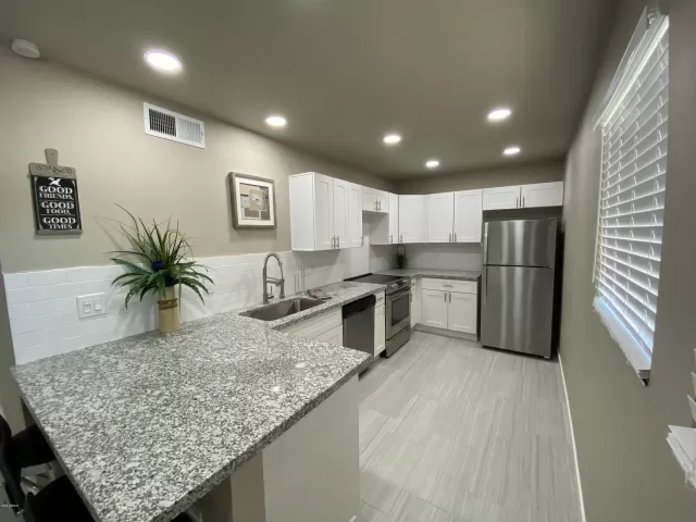 MLS: 6063208 Condo For Sale