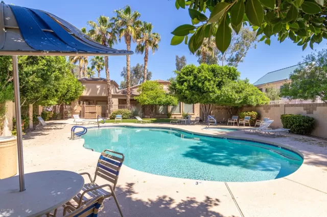 MLS: 6063312 Condo For Sale