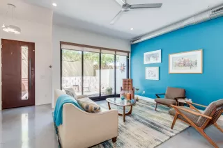 Photo #4: 6063343 Listing