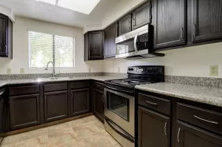 Photo #6: 6063593 Listing