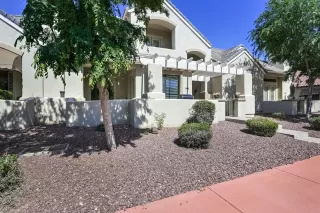 Photo #1: 6063650 Listing 